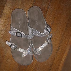 Size 7 madden girl sandals